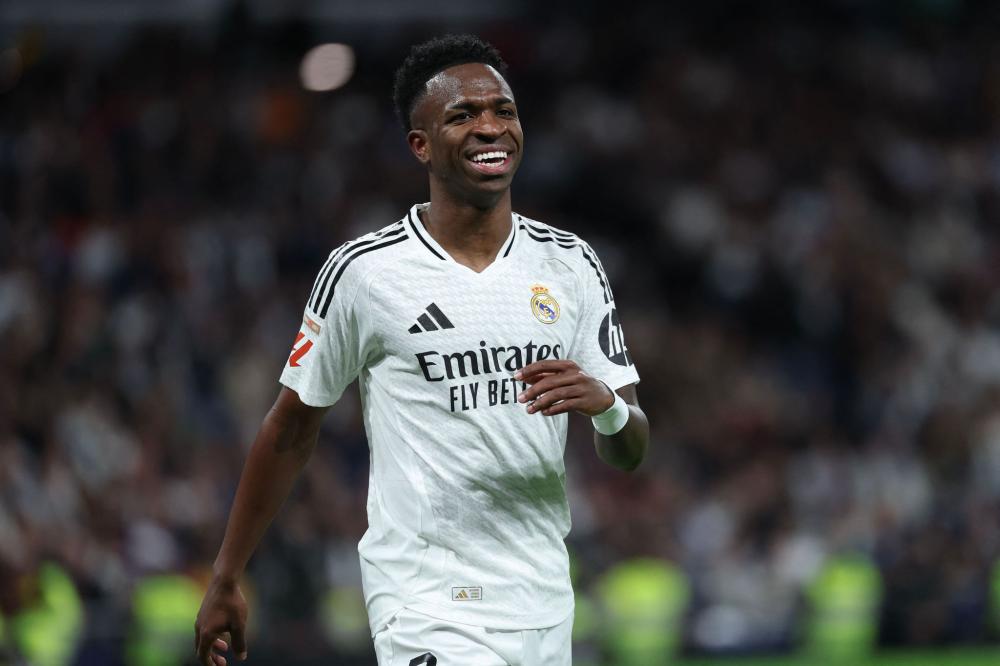 足球——欧冠：皇马胜马竞.